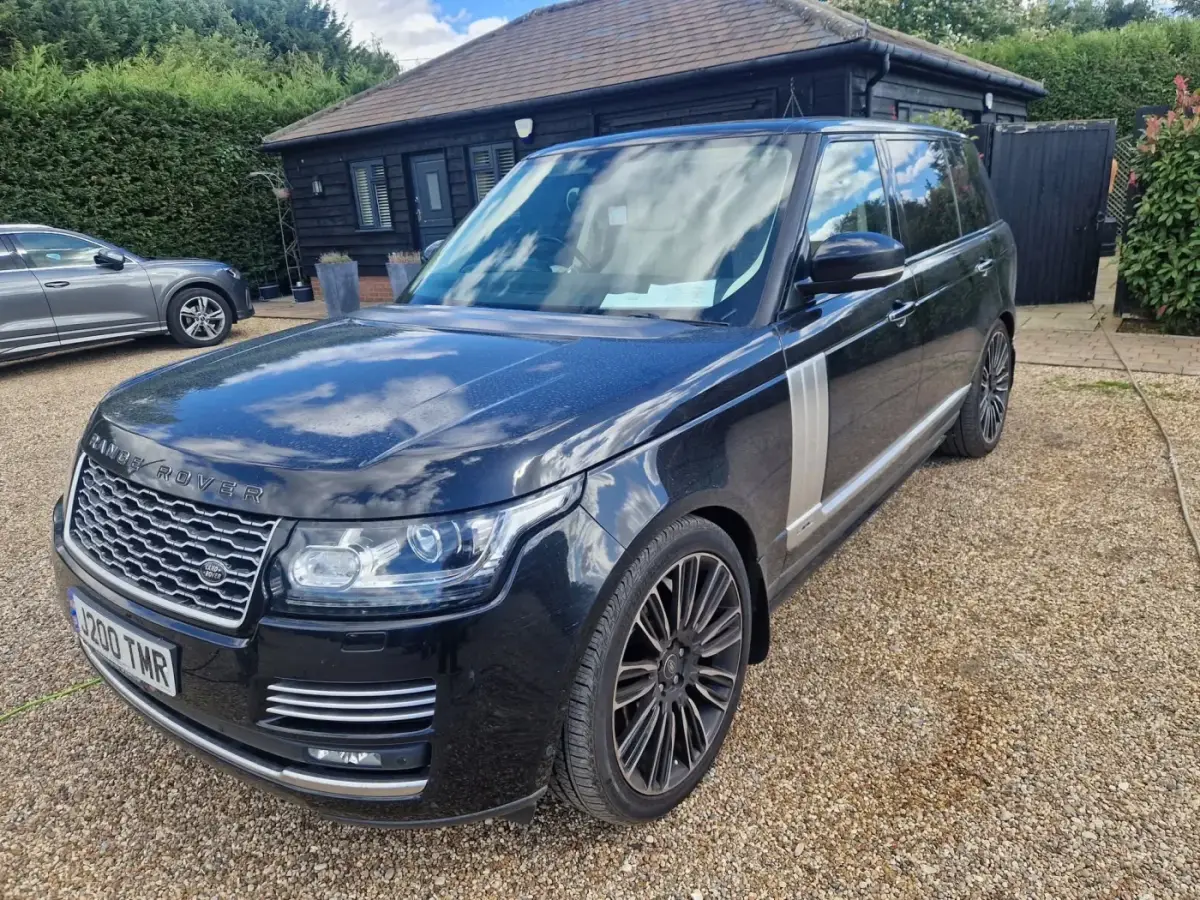 Range Rover after a full valet